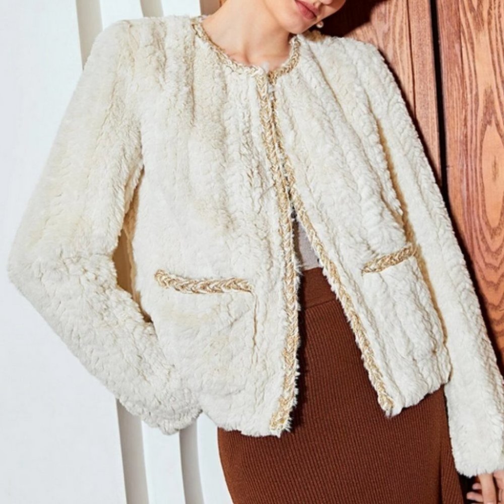 elegant contrast binding hook closure fuzzy coat chic classic - Picture 1 of 10